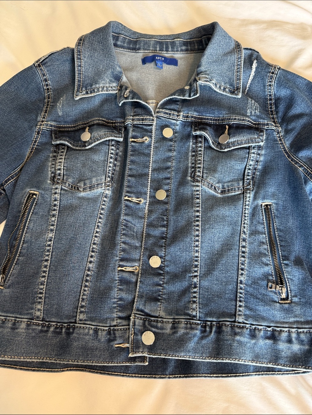 Apt. 9 Womens Light Blue Denim Jacket with Zipper Pockets